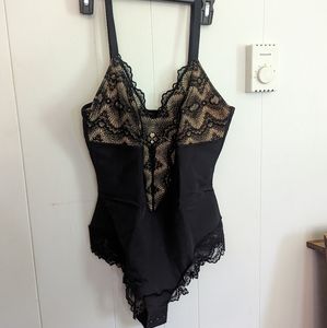 Pinsy Shapewear Bodysuit